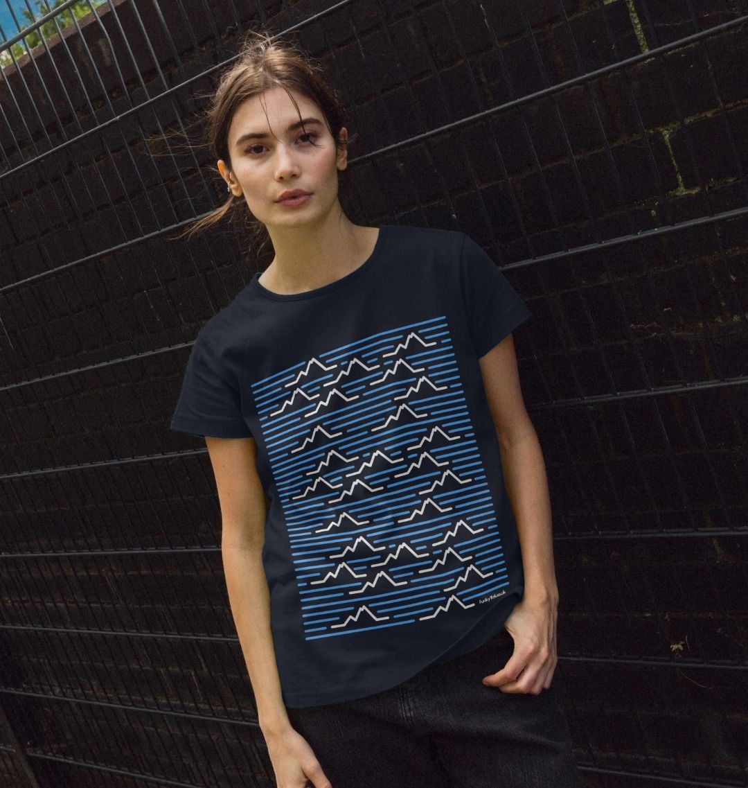 Women's Mountain Range Organic Tee - Sky Blue